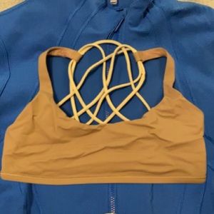 LULULEMON free to be sports bra